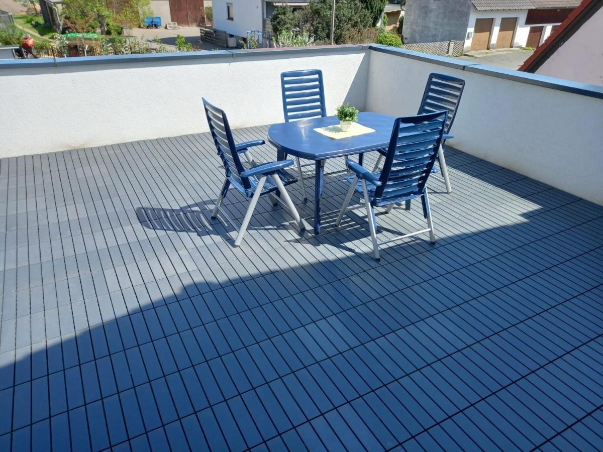 Neubau Appartement Mit Terasse, Privater Eingang,Parkplatz,Kueche Furth Bagian luar foto